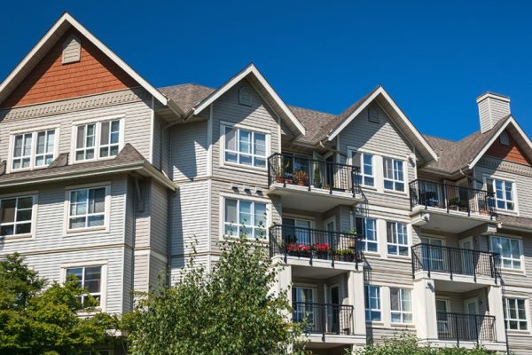 Building Having 15 Apartments